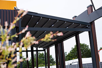 Otten Gastro Referenz Bäcker Andresen Markise Pergola Silver Plus Palmiye  